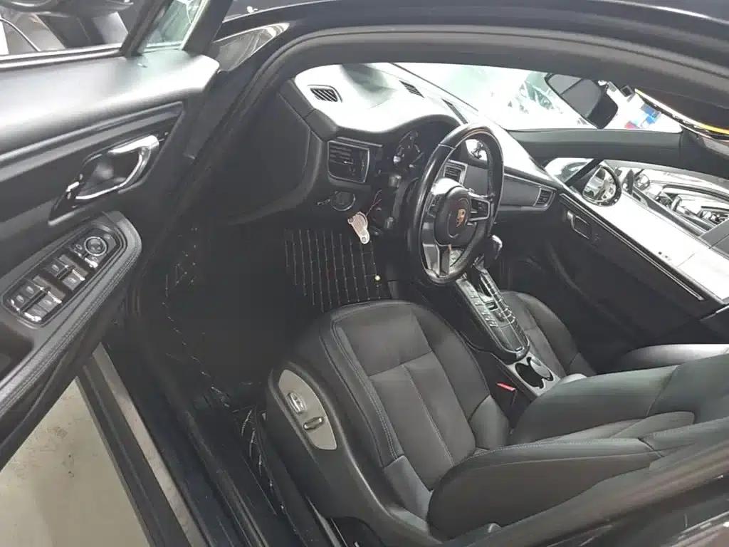 2017 Macan 2.0T — миниатюра 16