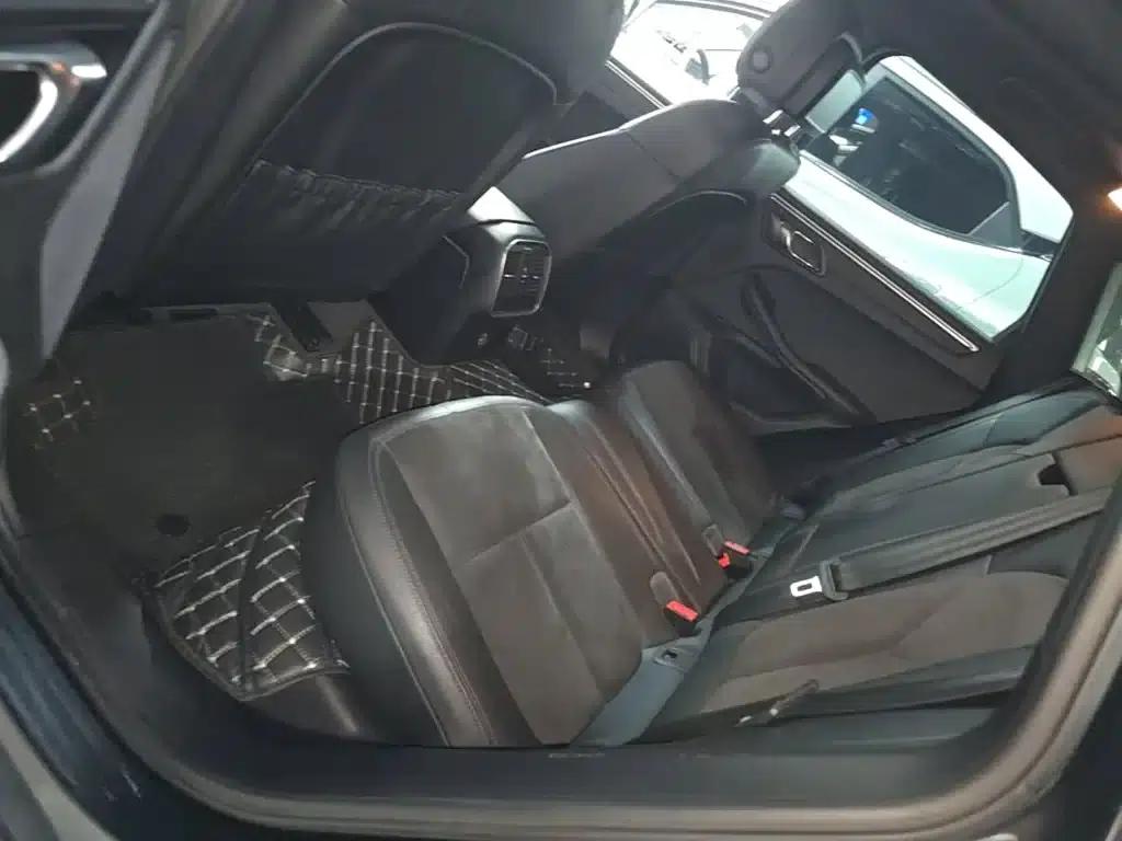 2017 Macan 2.0T — миниатюра 17