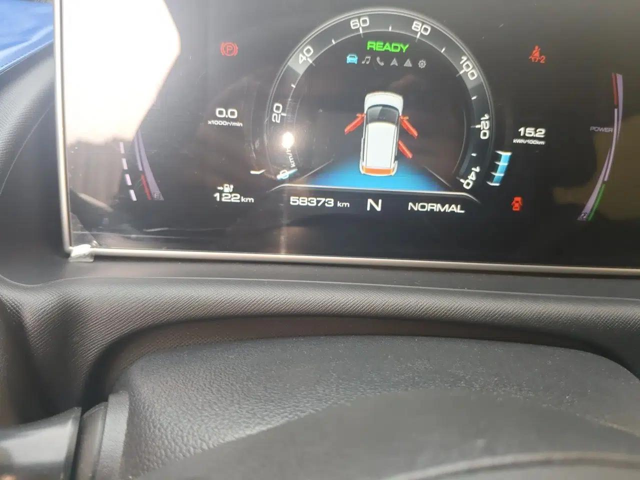 ORA White Cat 2022 Xiaoyue Mao Edition 360 km Luxury Model Lithium NMC — миниатюра 11