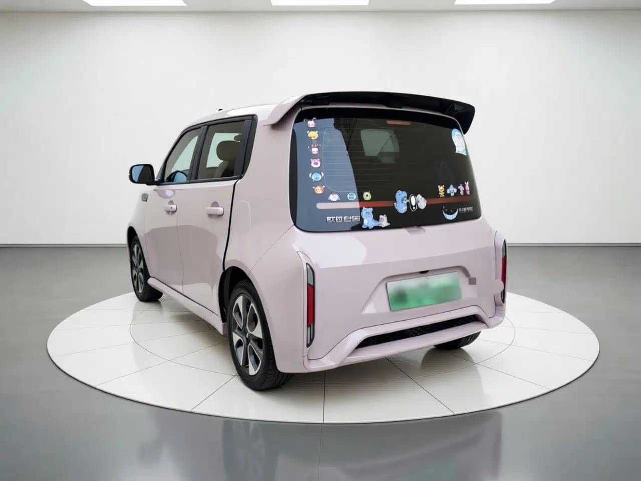 ORA White Cat 2022 Xiaoyue Mao Edition 360 km Luxury Model Lithium NMC — миниатюра 4