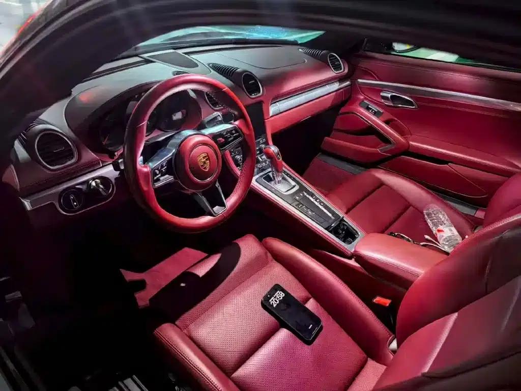 Porsche 718 Cayman 2018 2.0T — миниатюра 4