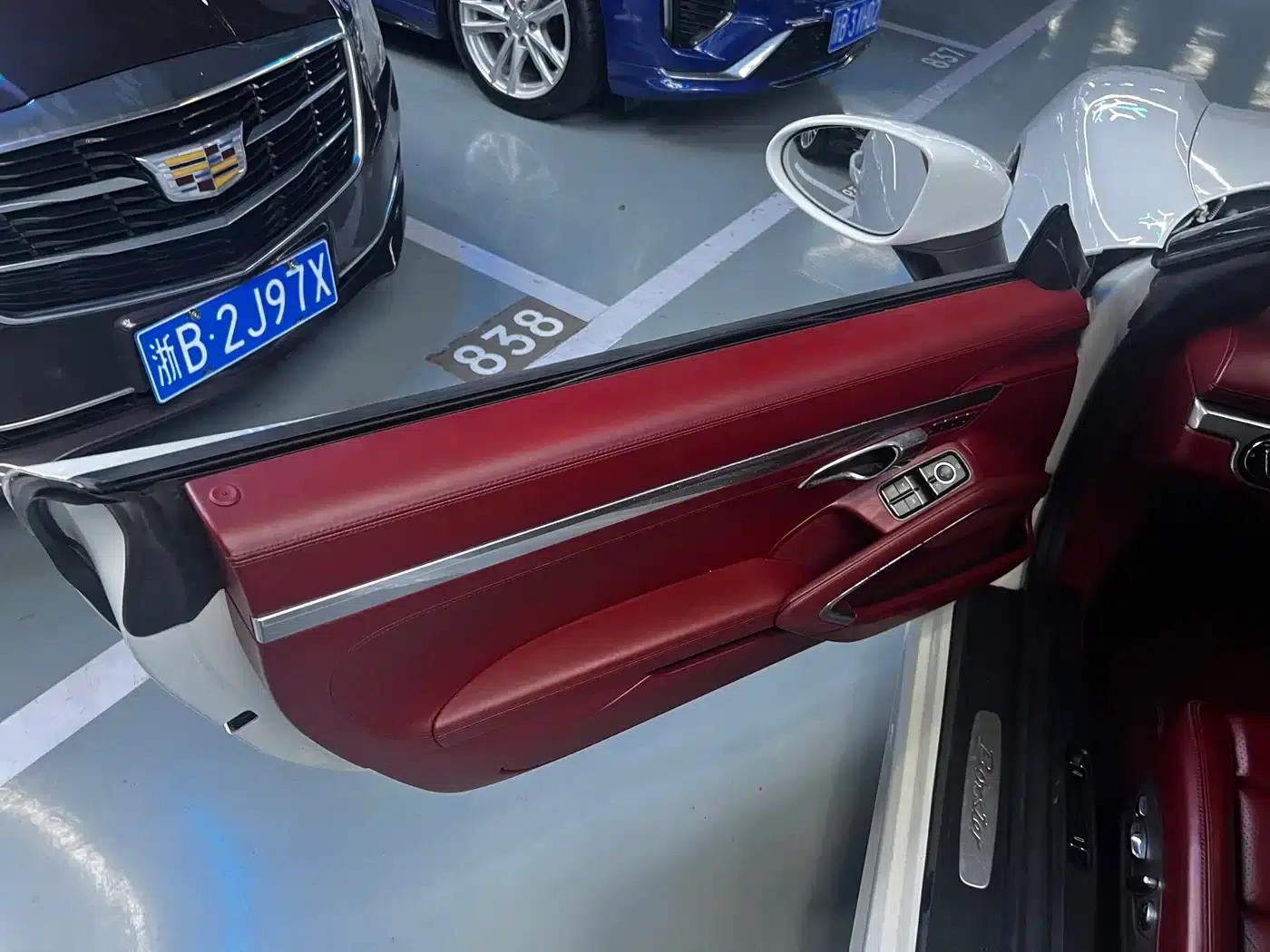 2016 Porsche 718 Boxster 2.0T — миниатюра 7