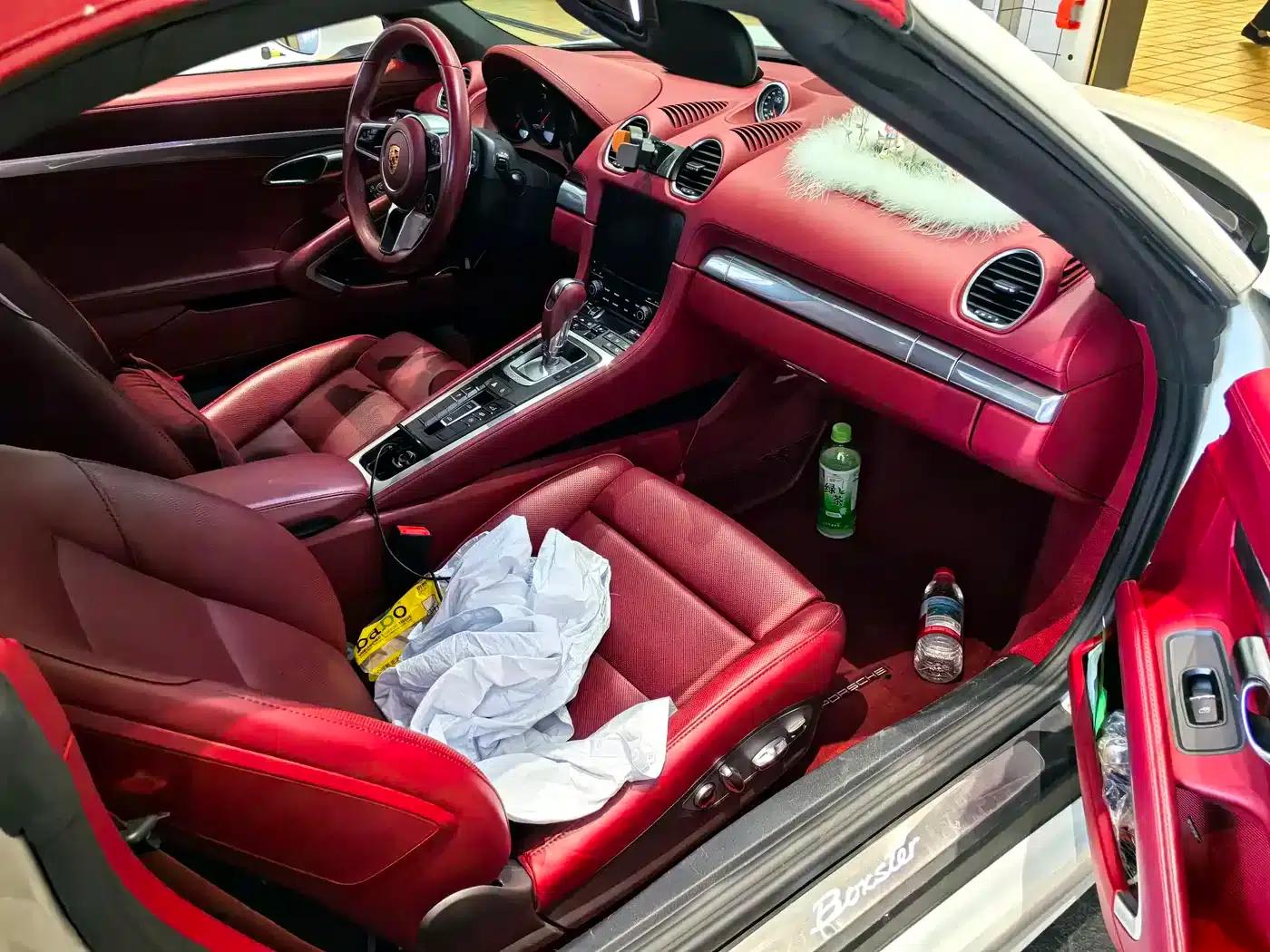 2022 Porsche 718 Boxster 2.0T — миниатюра 5