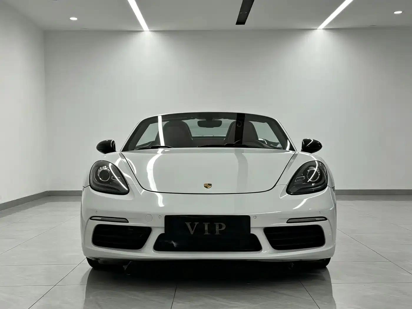2016 Porsche 718 Boxster 2.0T — миниатюра 2