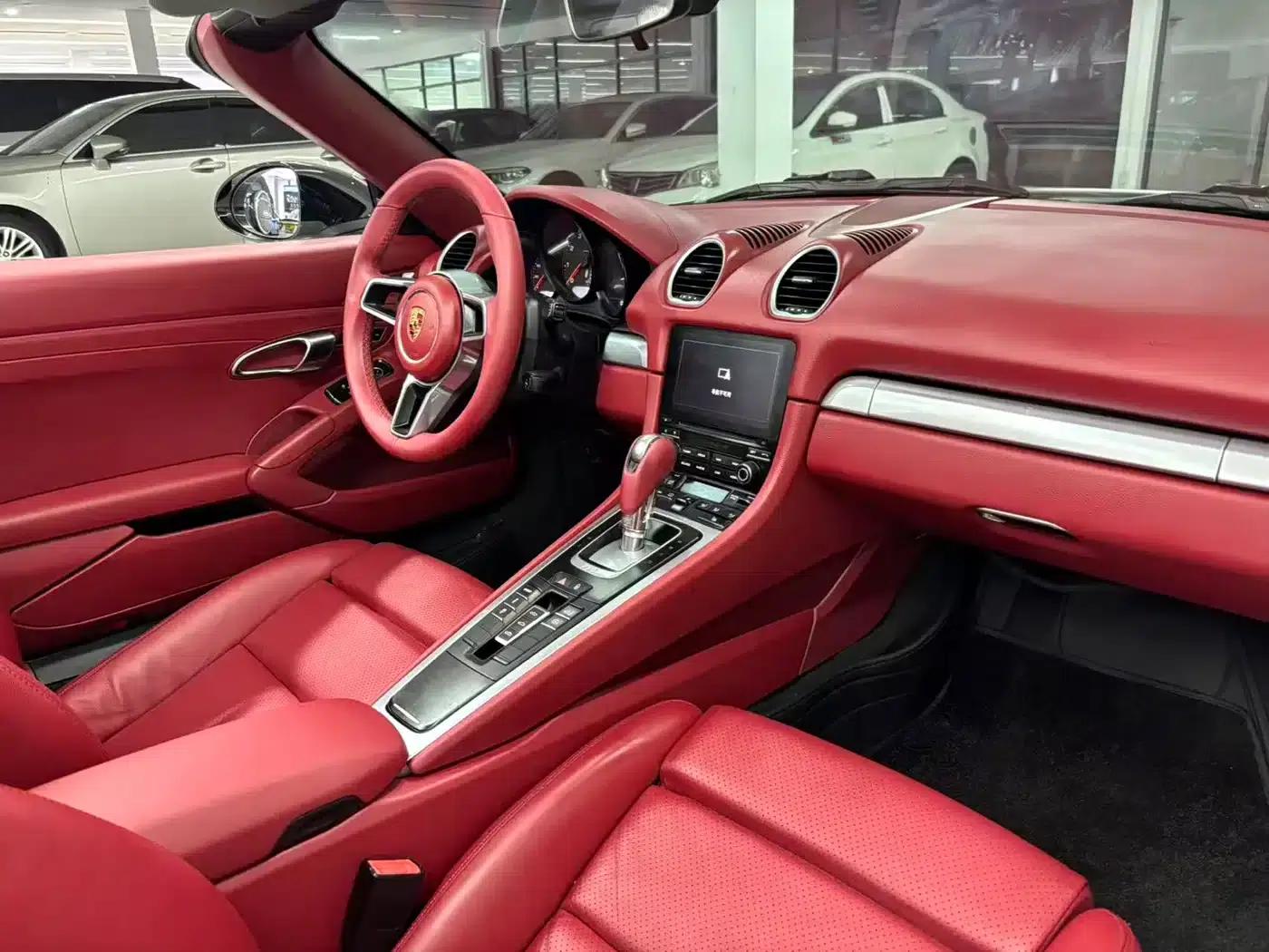 2016 Porsche 718 Boxster 2.0T — миниатюра 6