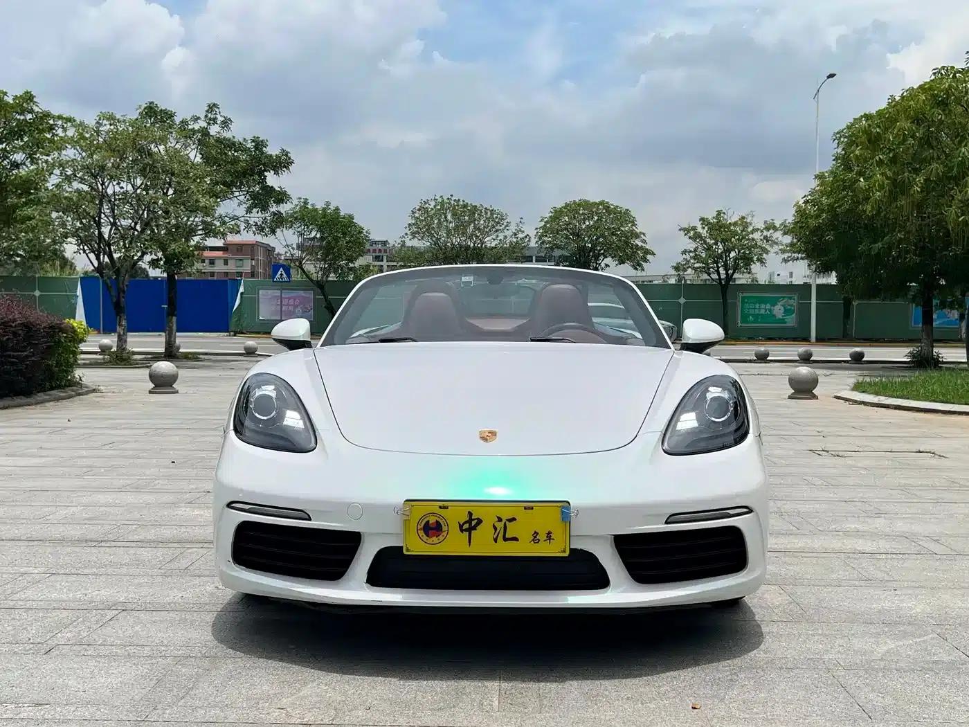 2016 Porsche 718 Boxster 2.0T — миниатюра 2