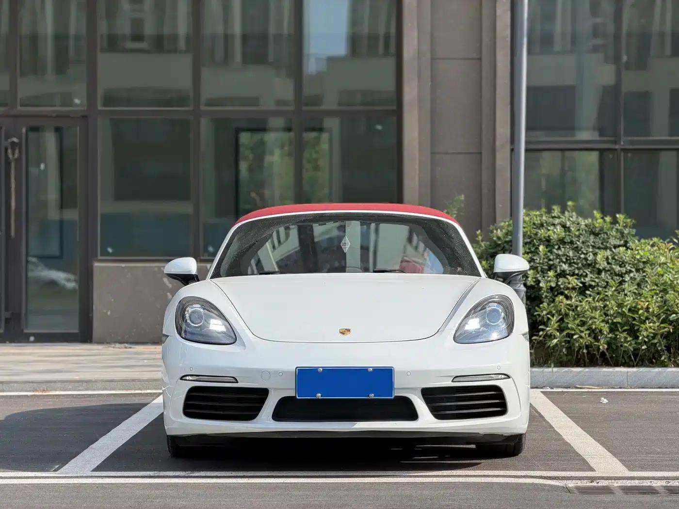 2020 Porsche 718 Boxster 2.0T — миниатюра 2