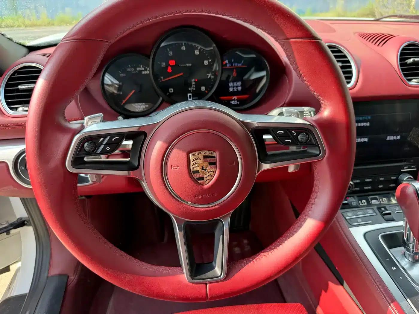 2020 Porsche 718 Boxster 2.0T — миниатюра 20