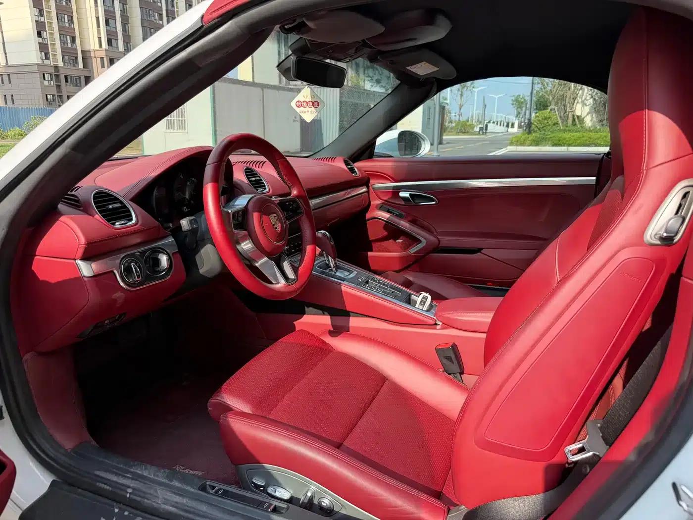 2020 Porsche 718 Boxster 2.0T — миниатюра 4