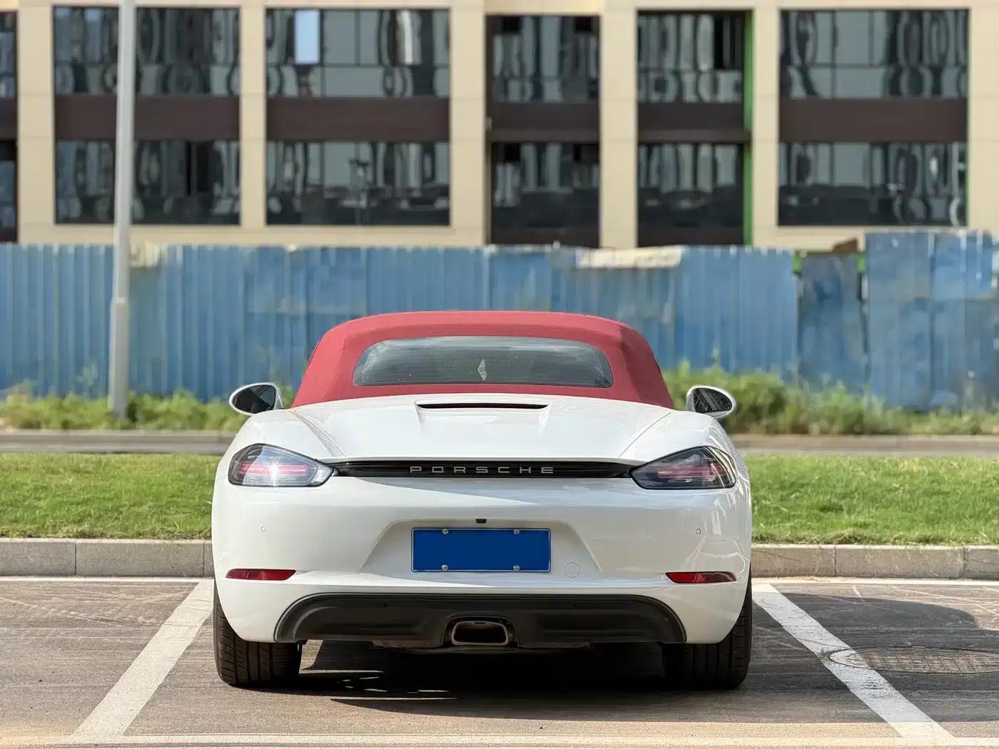 2020 Porsche 718 Boxster 2.0T — миниатюра 8