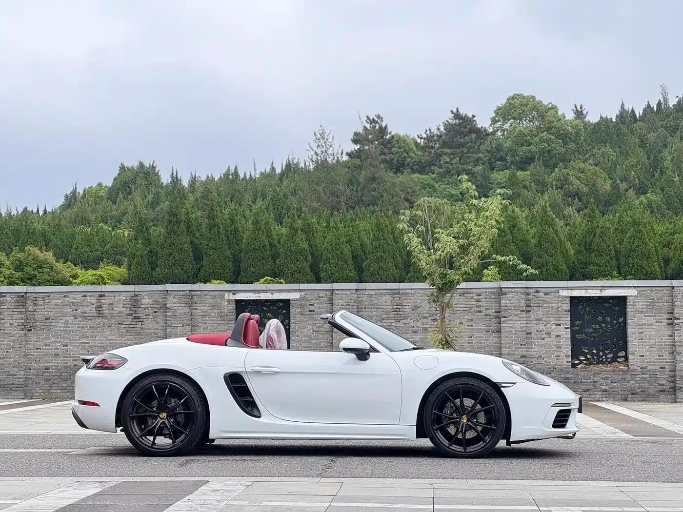 2020 Porsche 718 Boxster 2.0T — миниатюра 17