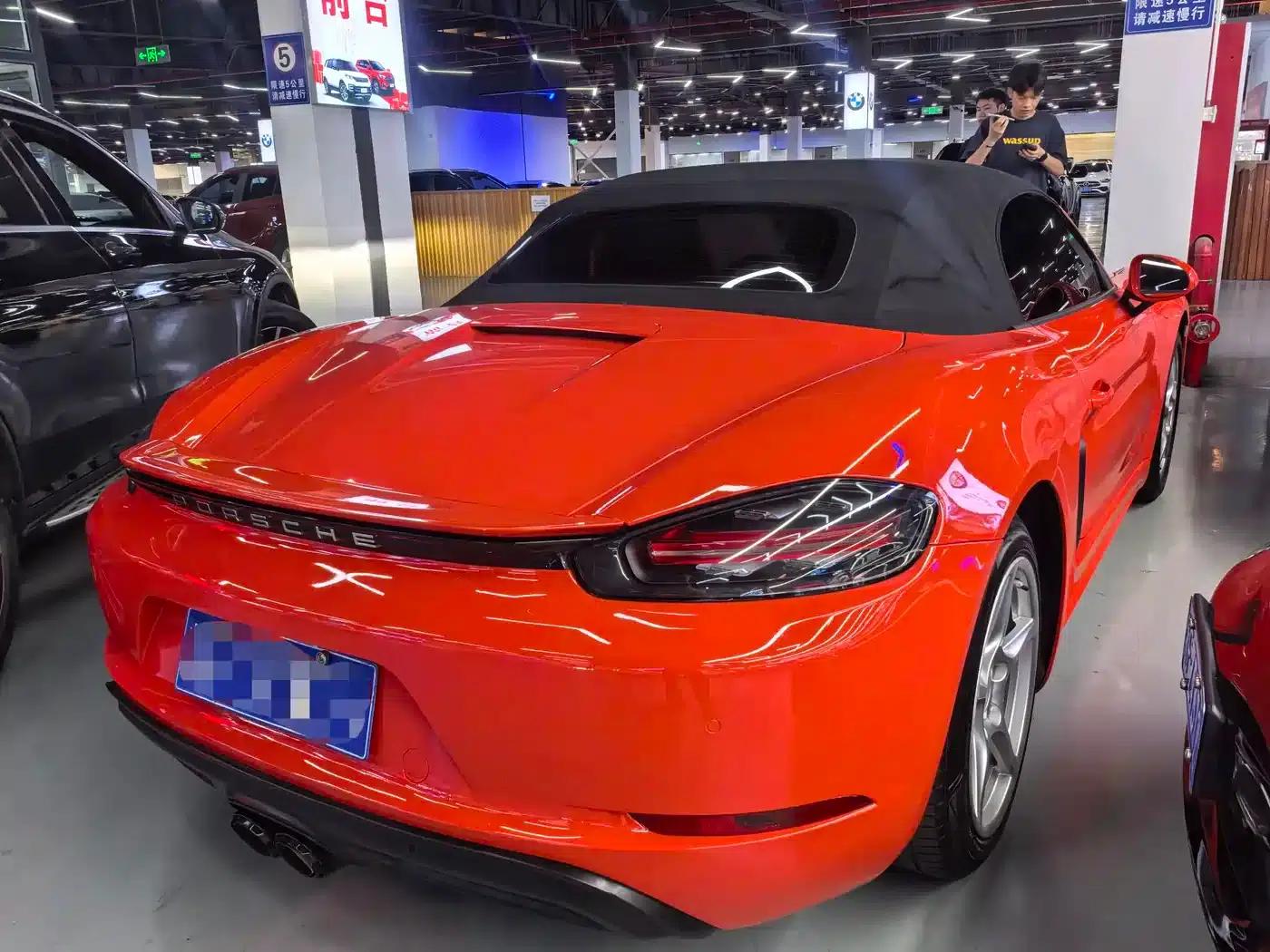 2016 Porsche 718 Boxster 2.0T — миниатюра 11