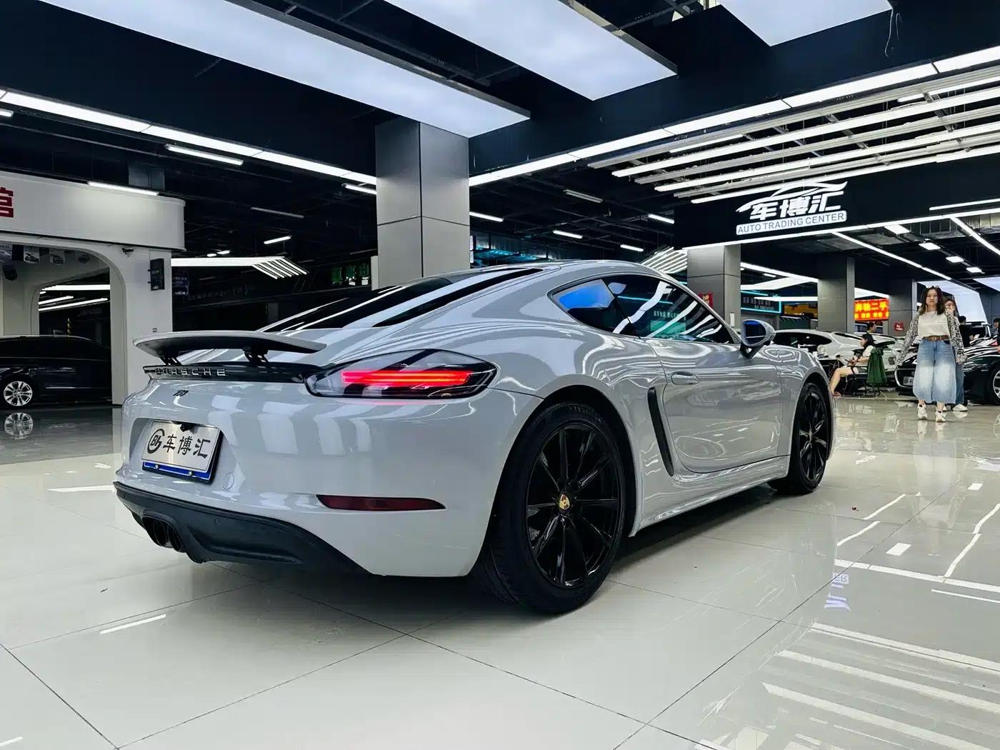 Porsche 718 Cayman 2016 2.0T — миниатюра 6