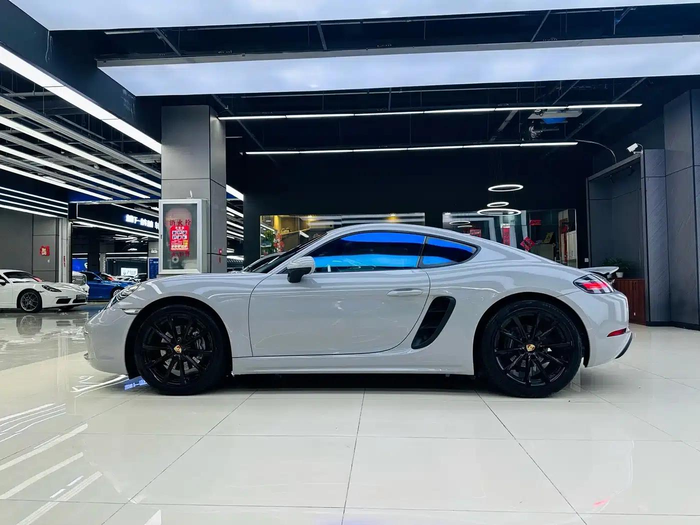 Porsche 718 Cayman 2016 2.0T — миниатюра 7