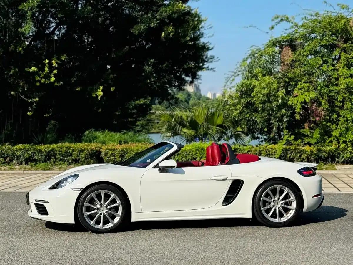 2020 Porsche 718 Boxster 2.0T — миниатюра 2