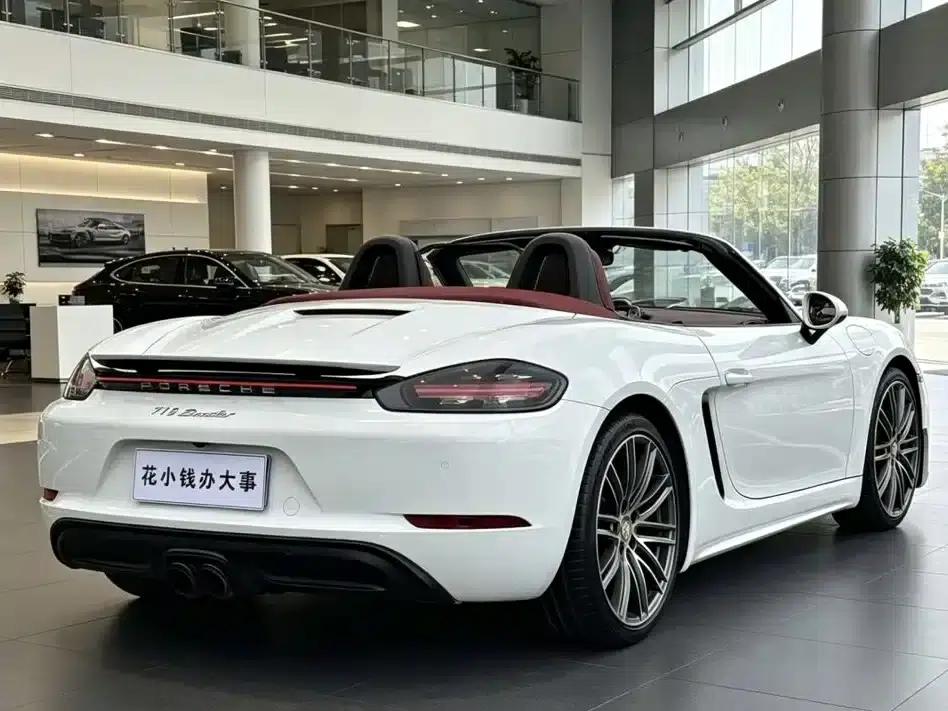 2016 Porsche 718 Boxster 2.0T — миниатюра 7