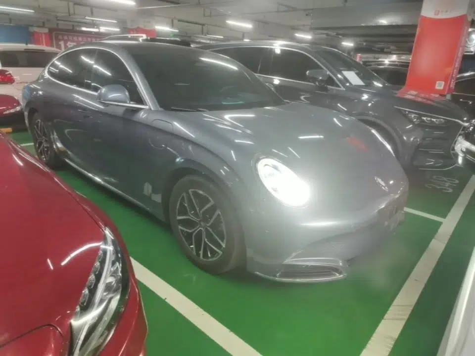 ORA Lightning Cat 2022 555 km Luxury Edition — миниатюра 3