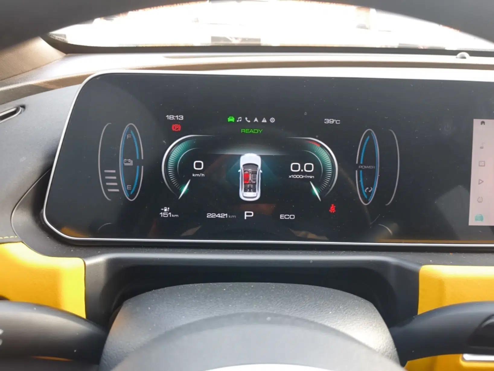 ORA Good Cat GT 2023 Mulan Edition 401km Prestige Version — миниатюра 19