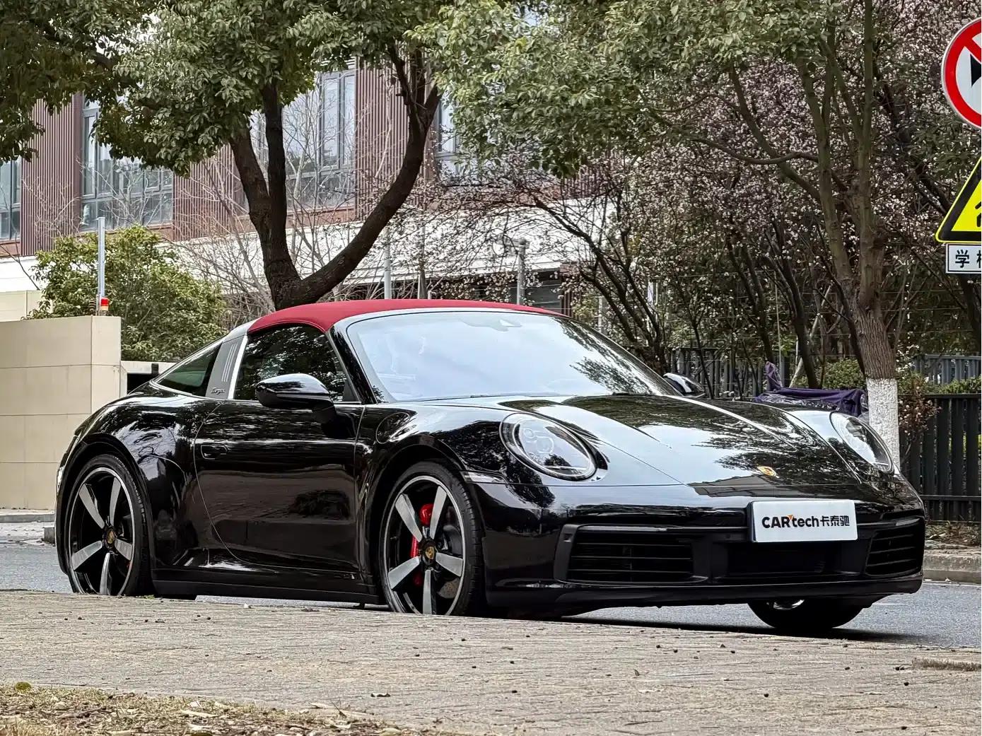2022 Porsche 911 Targa 4 3.0T — миниатюра 3