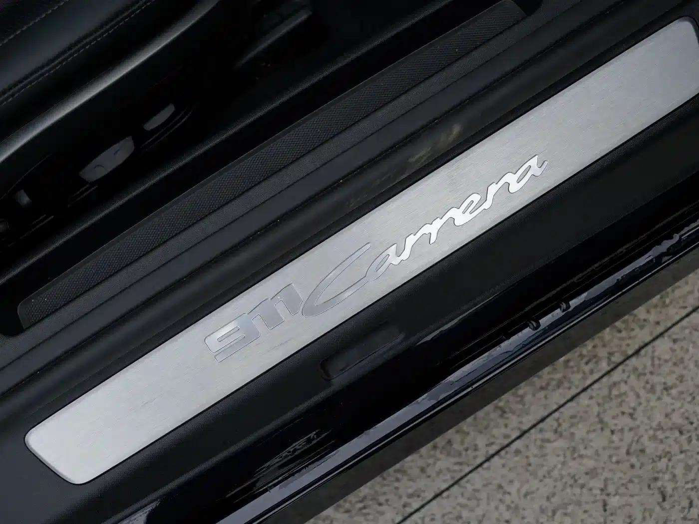 2023 Porsche 911 Carrera 3.0T — миниатюра 8