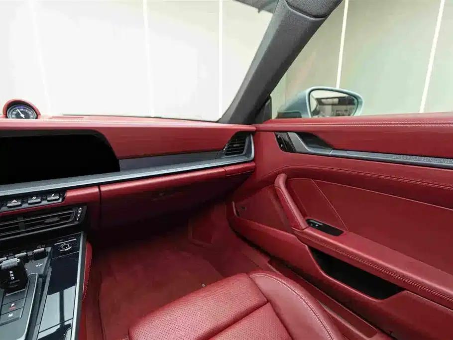 Porsche 911 2020 Carrera 3.0T — миниатюра 10