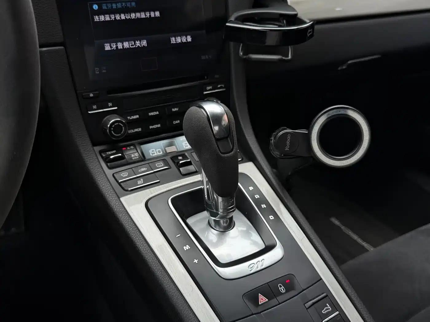 Porsche 911 2017 Carrera 4 GTS 3.0T — миниатюра 13