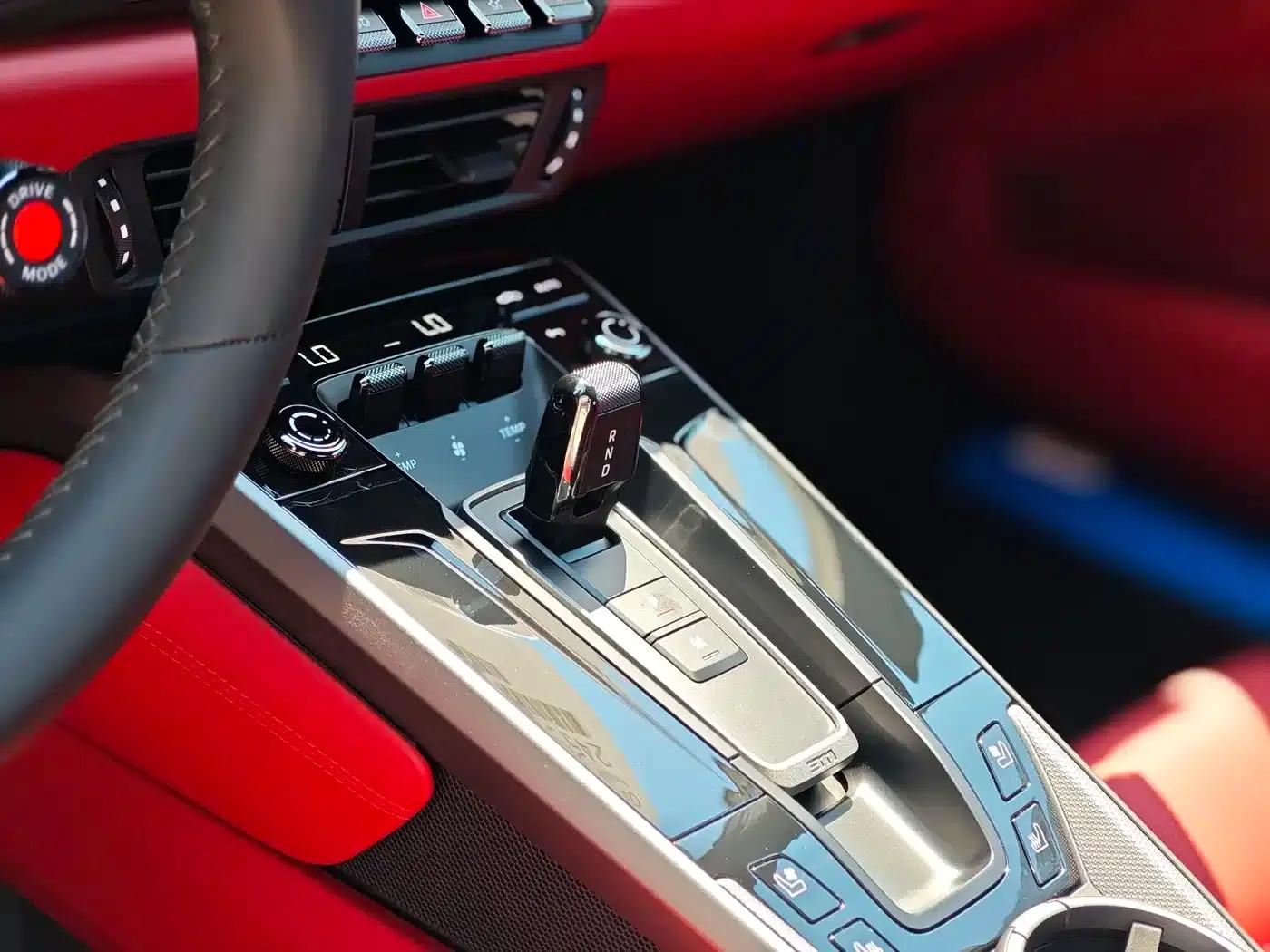 2026 Porsche 911 Carrera 3.0T — миниатюра 12