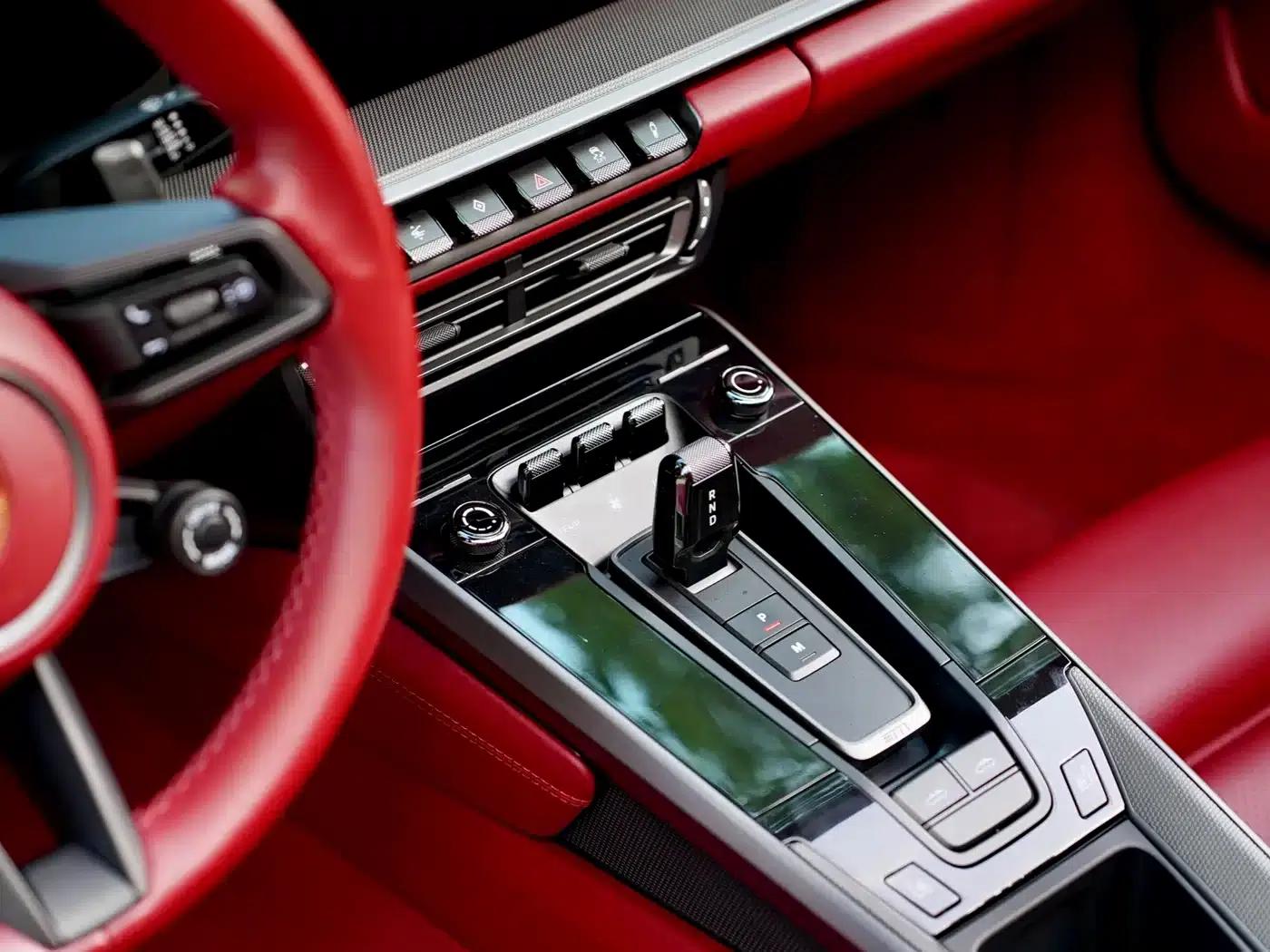 2023 Porsche 911 Targa 4 3.0T — миниатюра 14