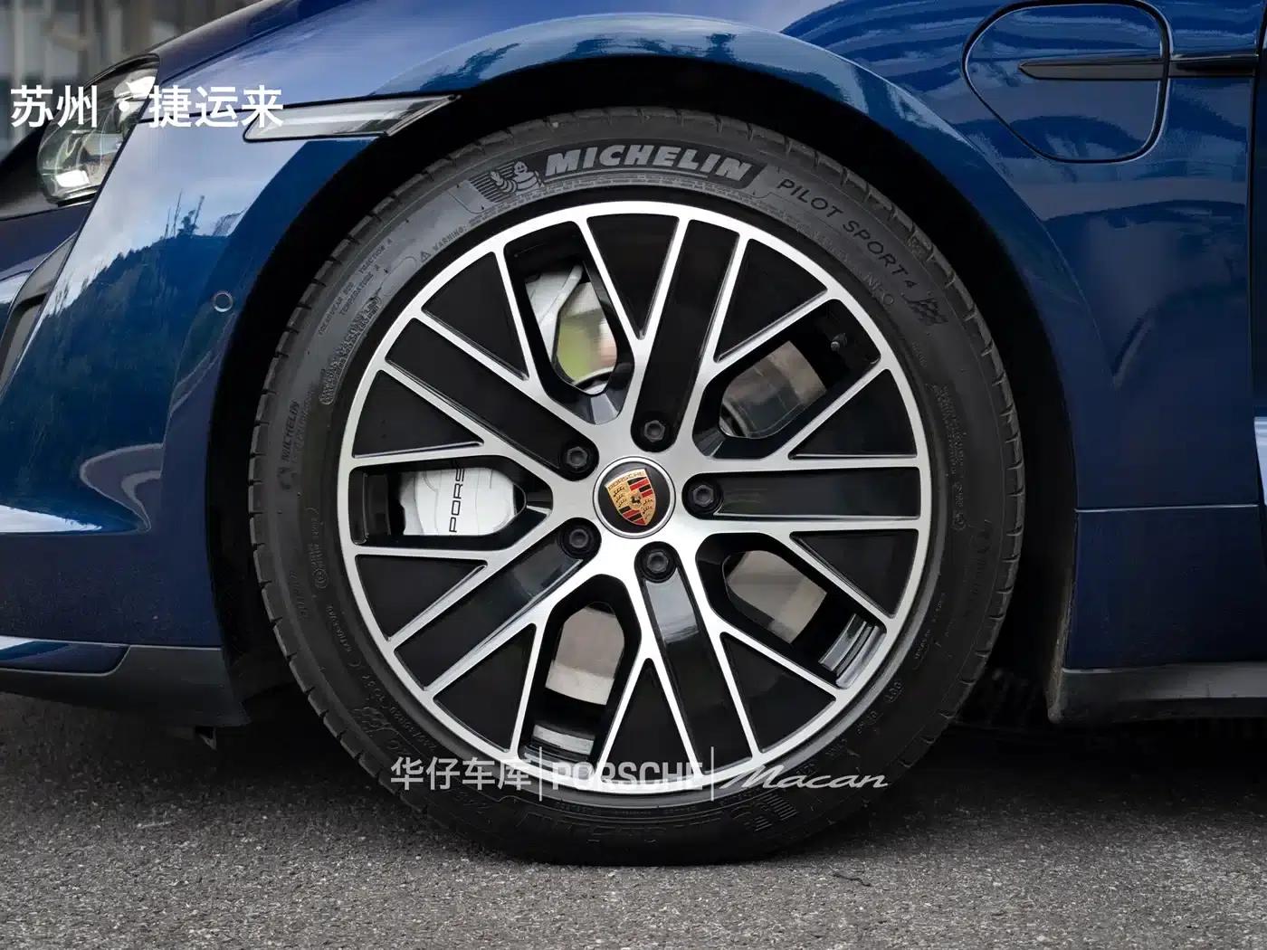2019 Taycan Turbo — миниатюра 14