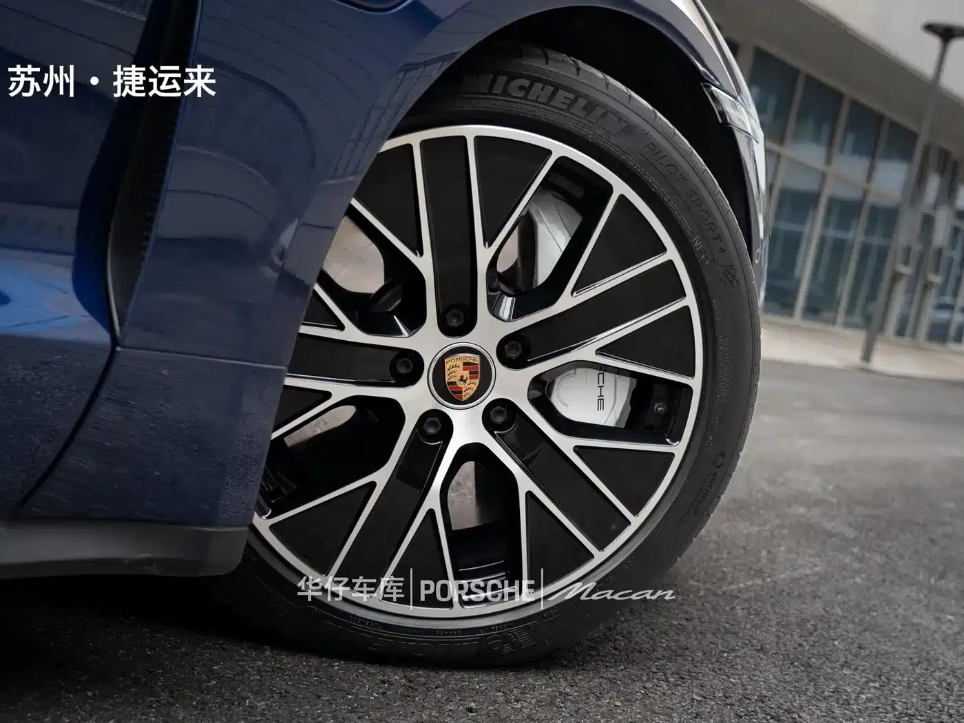 2019 Taycan Turbo — миниатюра 15