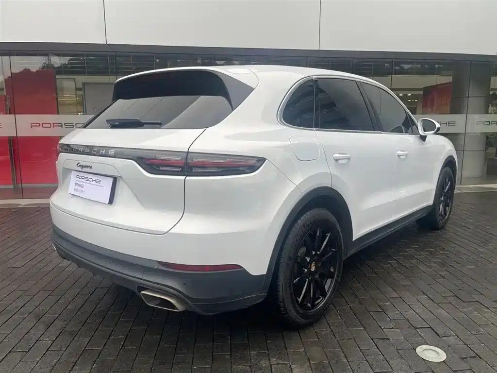 2023 Cayenne E-Hybrid 2.0T — миниатюра 6