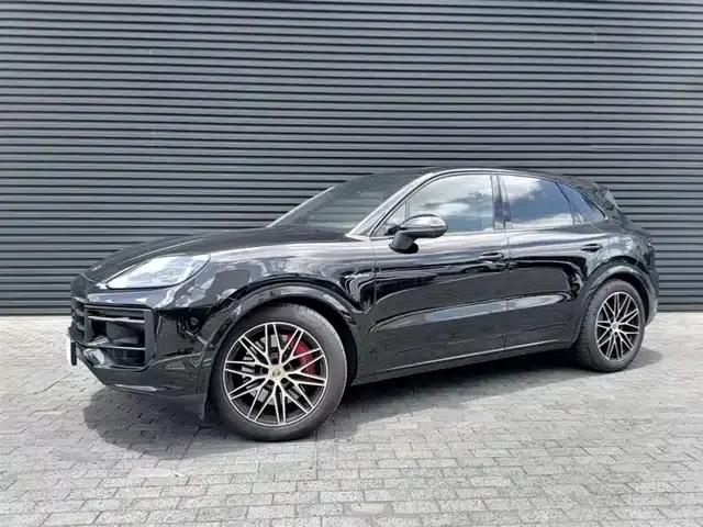 2024 Cayenne S E-Hybrid 3.0T