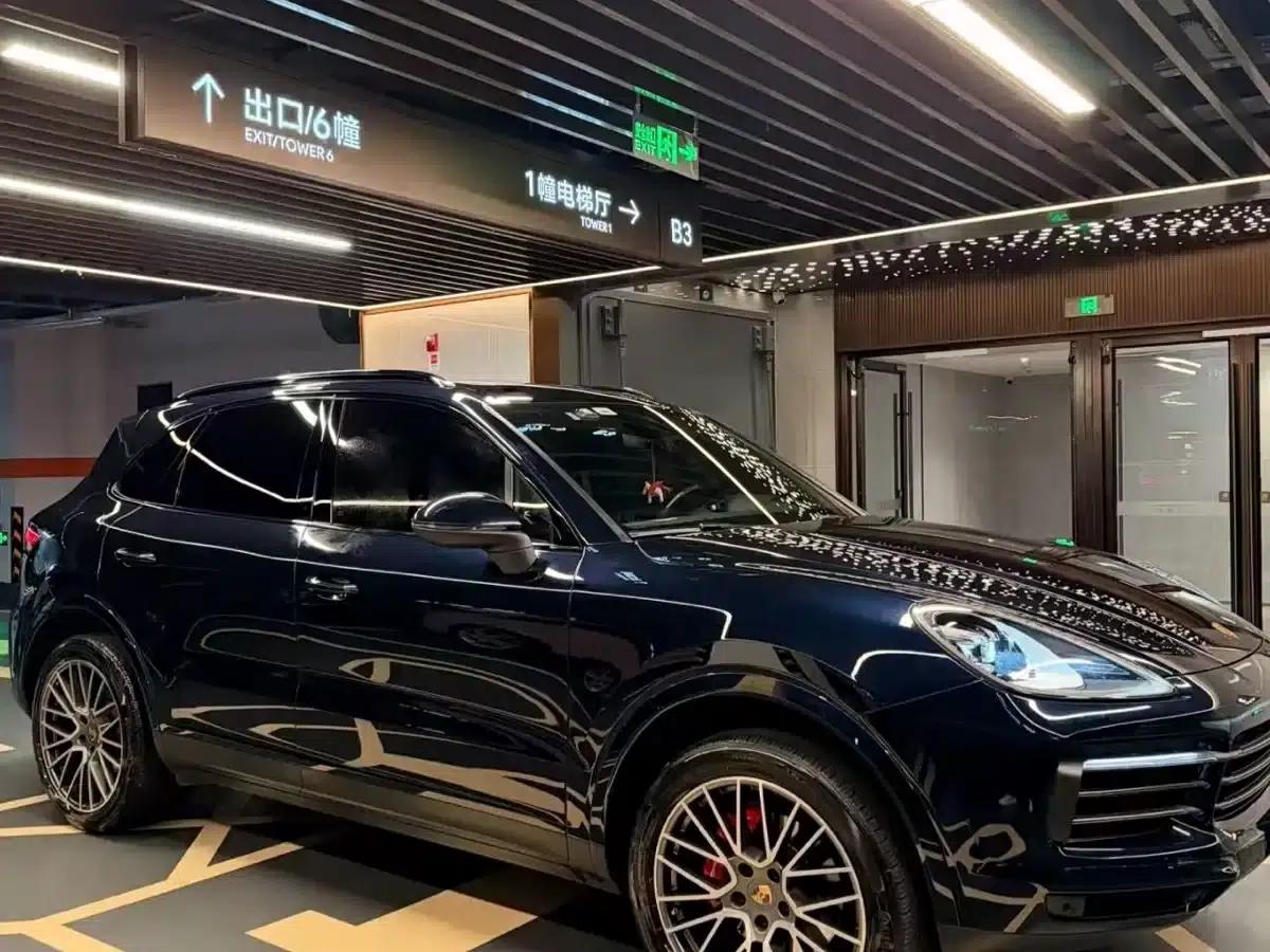 2023 Cayenne E-Hybrid 2.0T Platinum Edition — миниатюра 1