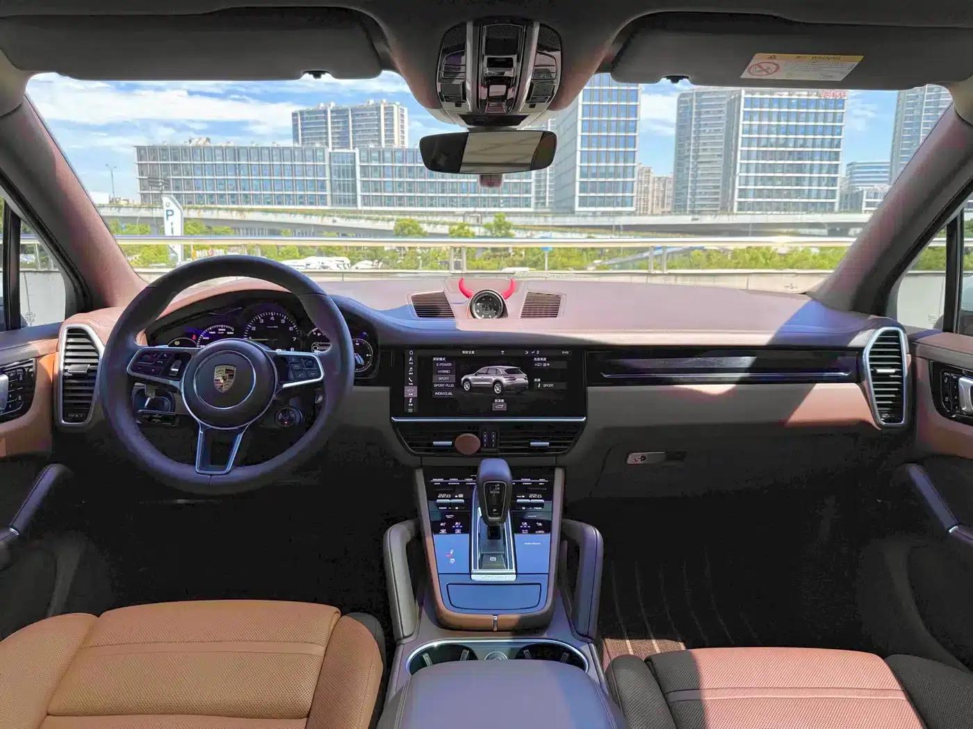 2019 Cayenne E-Hybrid 2.0T — миниатюра 13