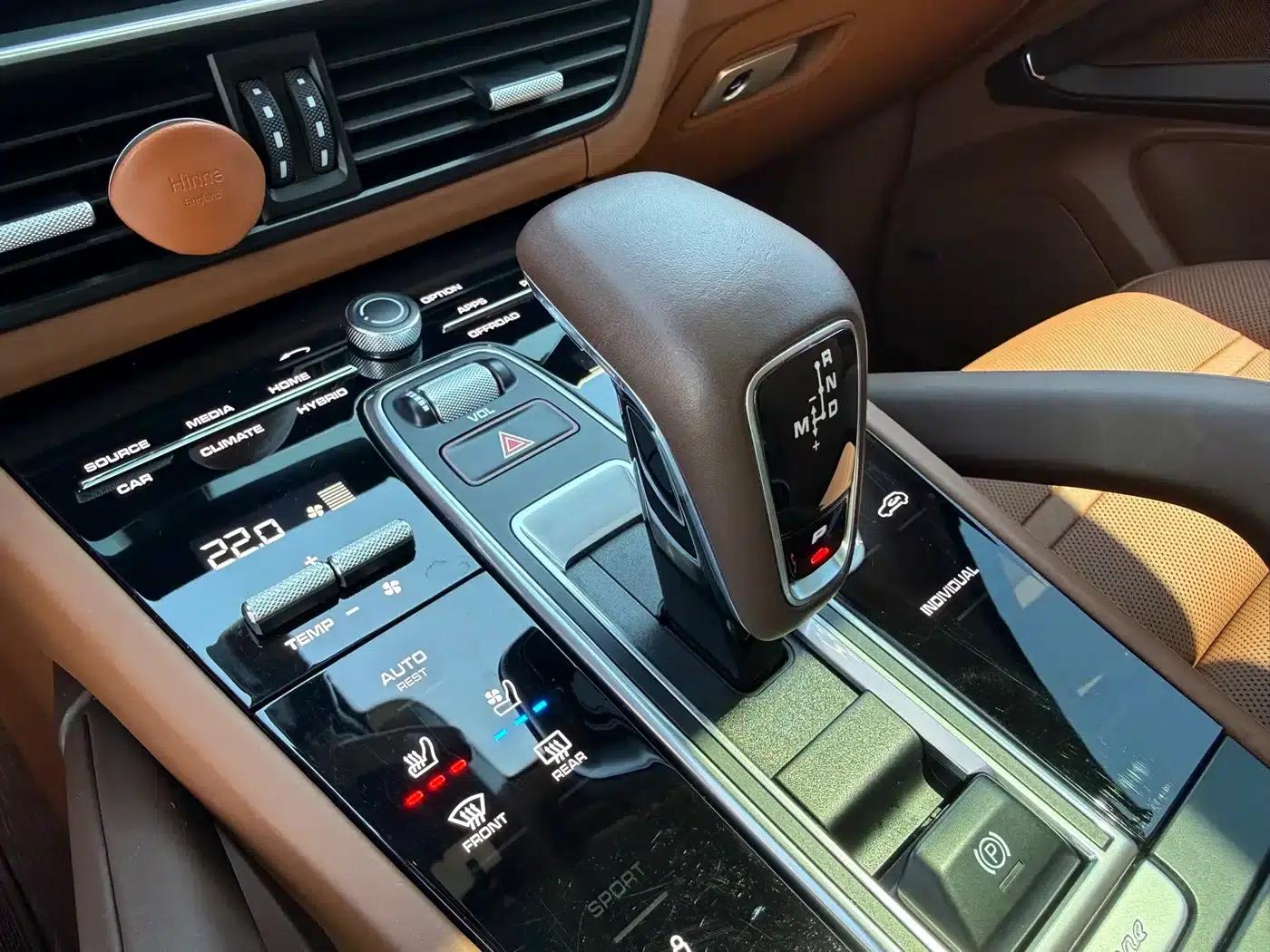 2019 Cayenne E-Hybrid 2.0T — миниатюра 17