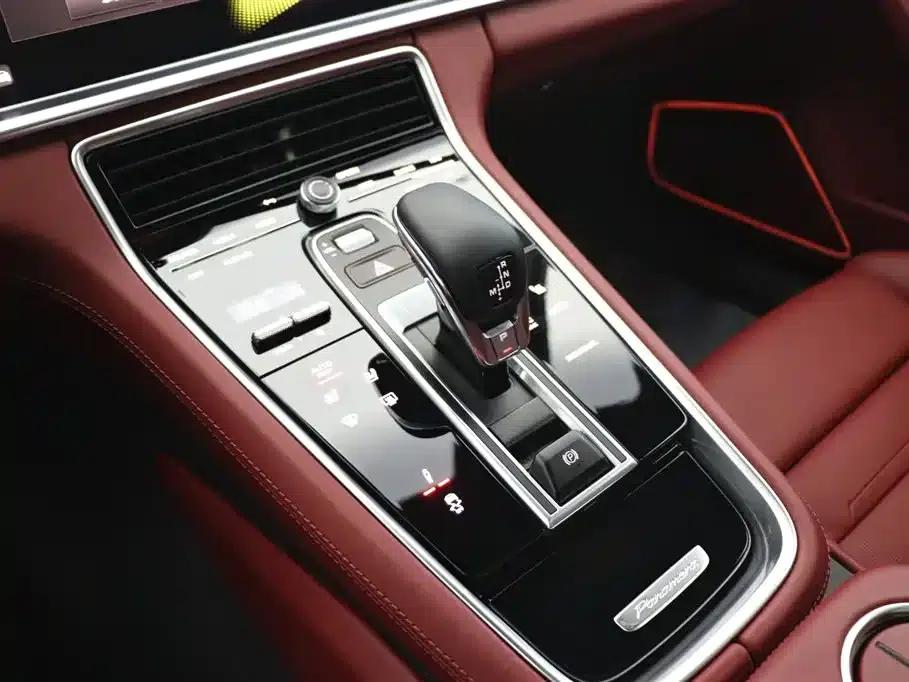 Panamera 4 E-Hybrid Platinum Edition 2.9T (2023 model year) — миниатюра 16