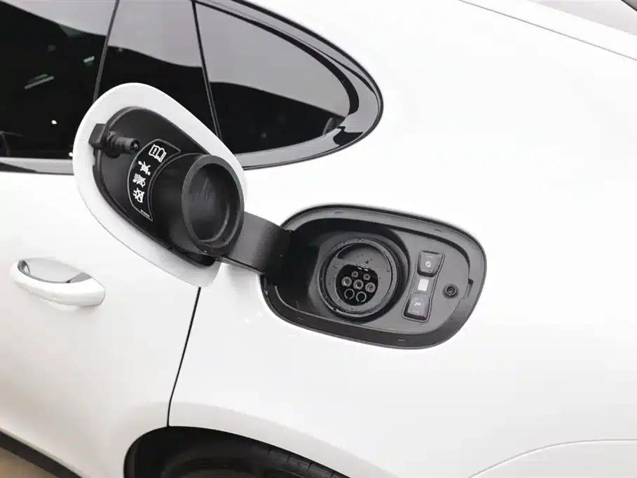 Panamera 4 E-Hybrid Platinum Edition 2.9T (2023 model year) — миниатюра 31