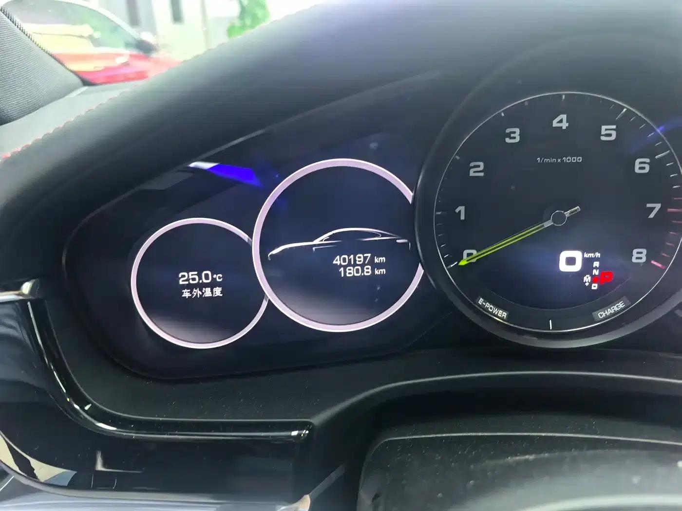 Panamera 4 E-Hybrid 2018 Model 2.9T — миниатюра 10