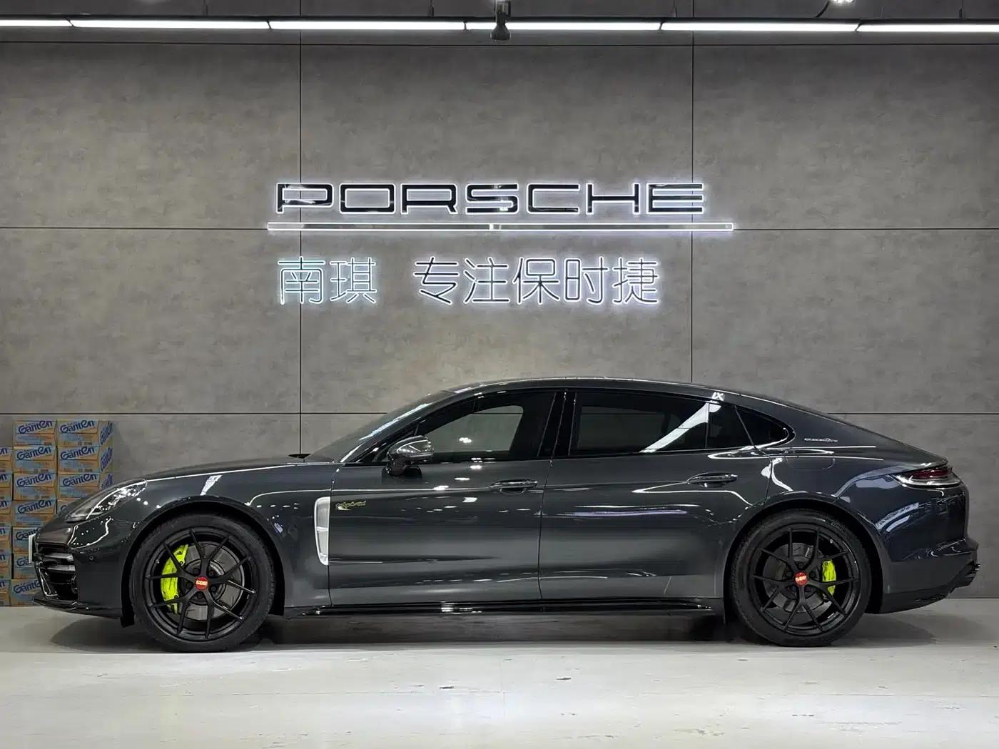2022 Panamera 4 E-Hybrid Executive Long Wheelbase 2.9T — миниатюра 4