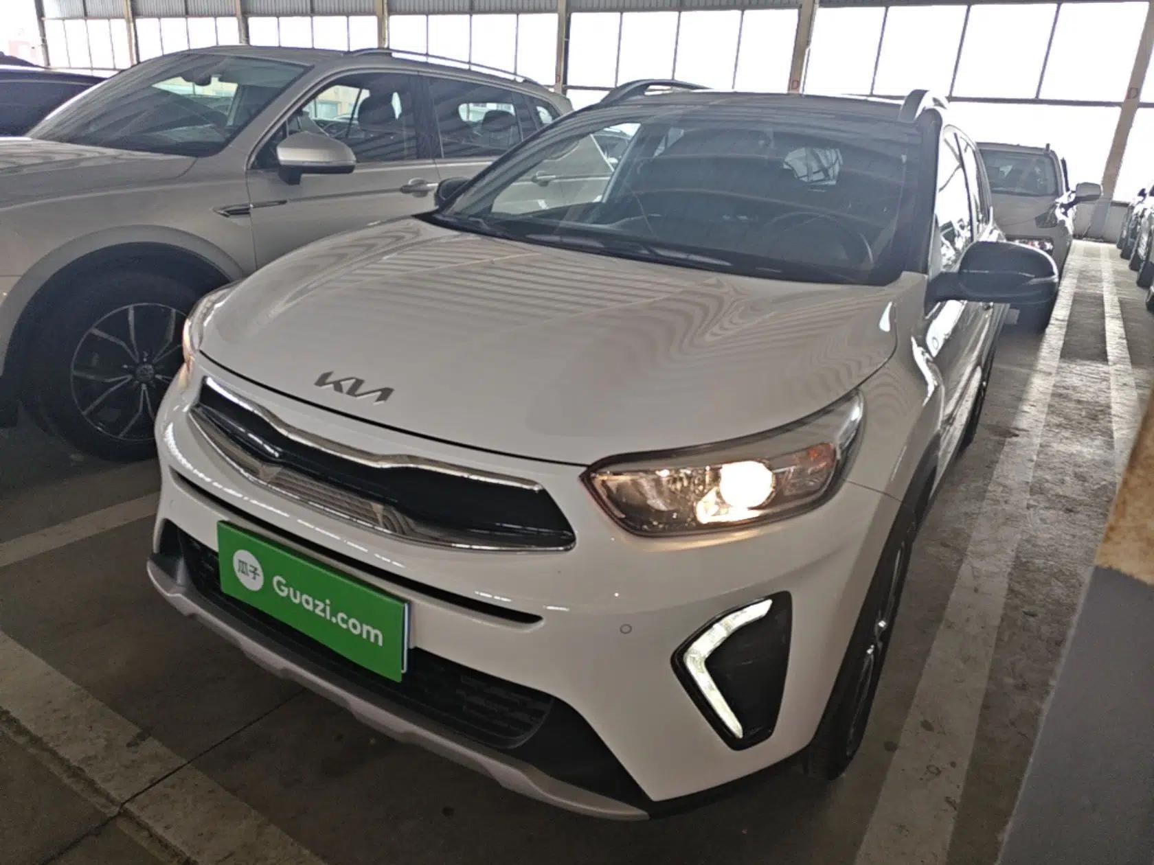 Kia kx1 Stonic 2026 Model 1.4L Sunroof Edition — миниатюра 1
