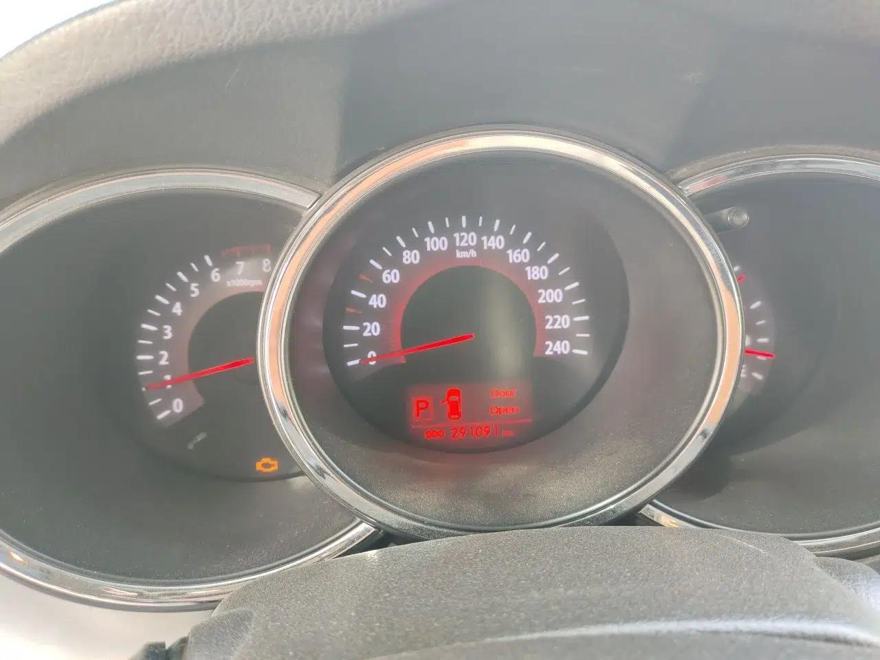Kia Sorento 2012 2.4L Gasoline Supreme Edition — миниатюра 11