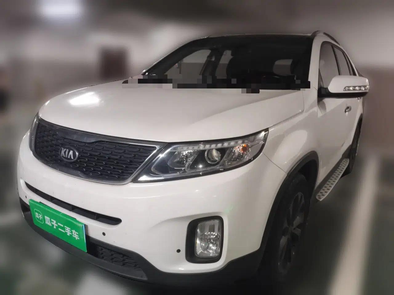Kia Sorento 2013 2.4L 5-Seater Gasoline Comfort Edition — миниатюра 1