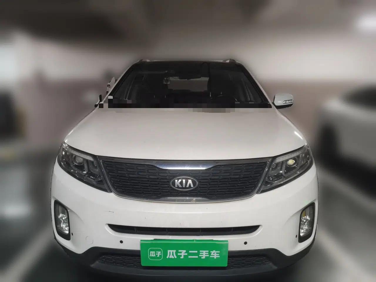 Kia Sorento 2013 2.4L 5-Seater Gasoline Comfort Edition — миниатюра 2