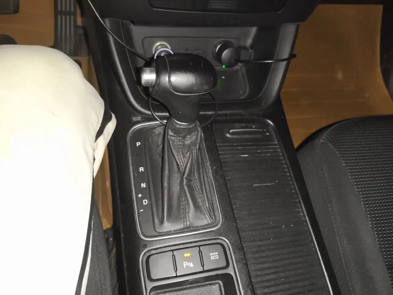 Kia Sorento 2013 2.4L 5-Seater Gasoline Comfort Edition — миниатюра 14