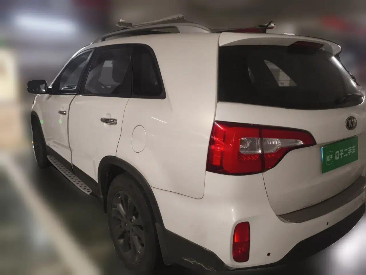 Kia Sorento 2013 2.4L 5-Seater Gasoline Comfort Edition — миниатюра 4