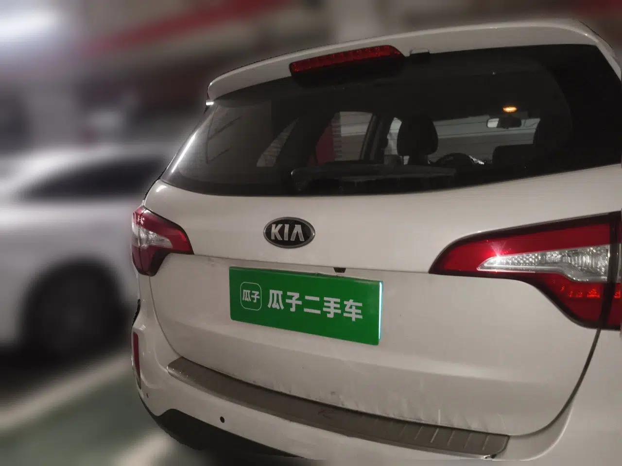 Kia Sorento 2013 2.4L 5-Seater Gasoline Comfort Edition — миниатюра 5