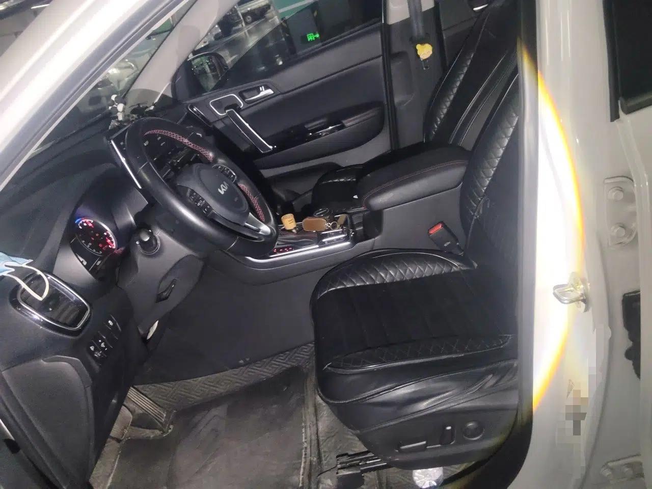 Kia KX5 2021 2.0L Automatic Two-Wheel Drive Comfort Edition — миниатюра 15