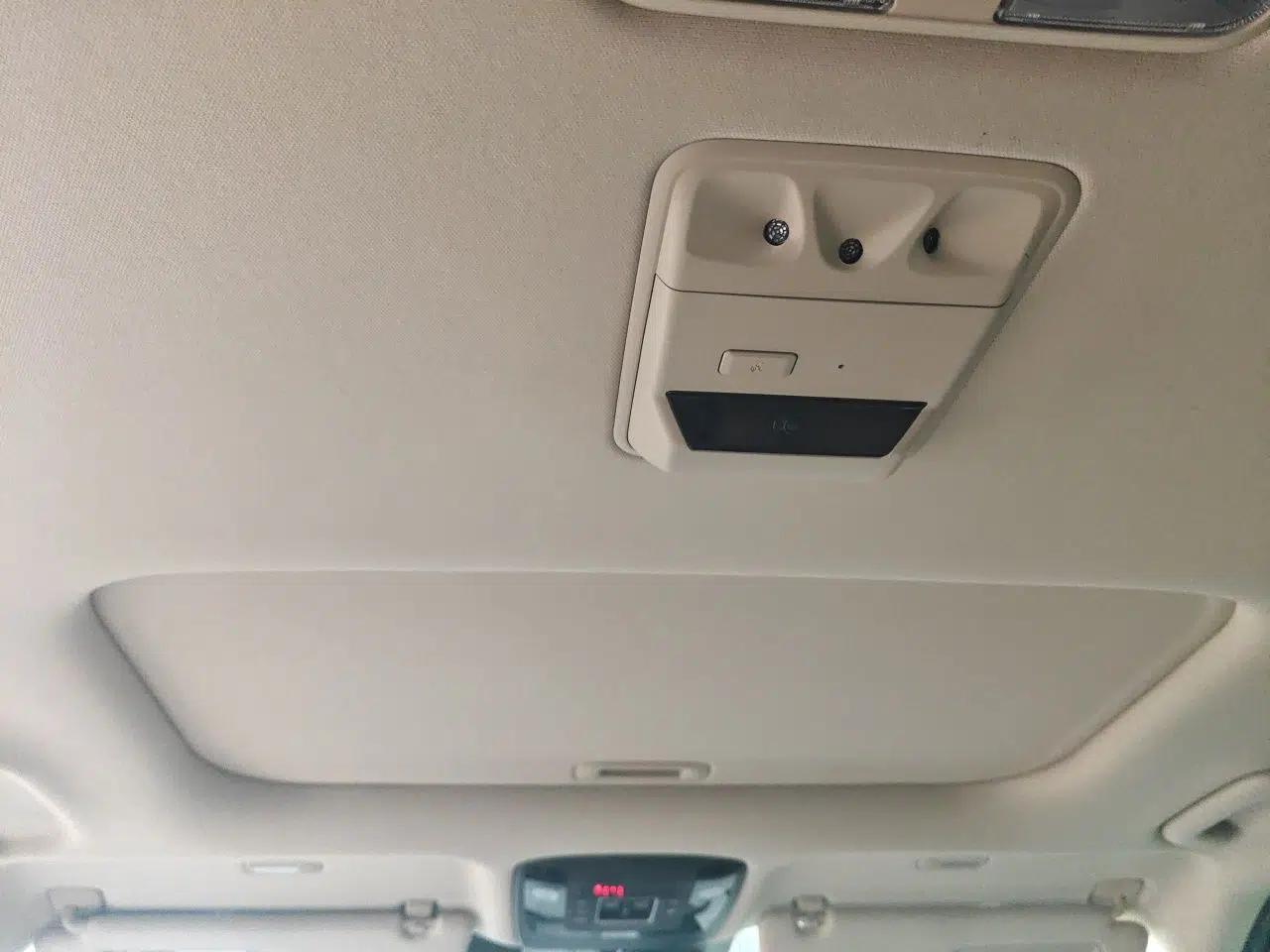 Kia Carnival 2021 2.0T Flagship Edition — миниатюра 18