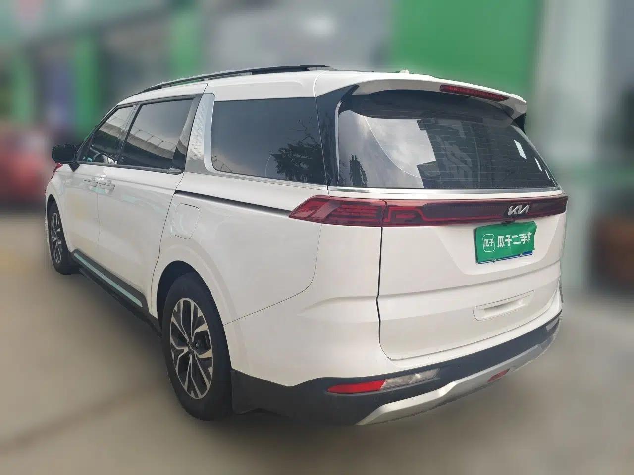 Kia Carnival 2021 2.0T Flagship Edition — миниатюра 4