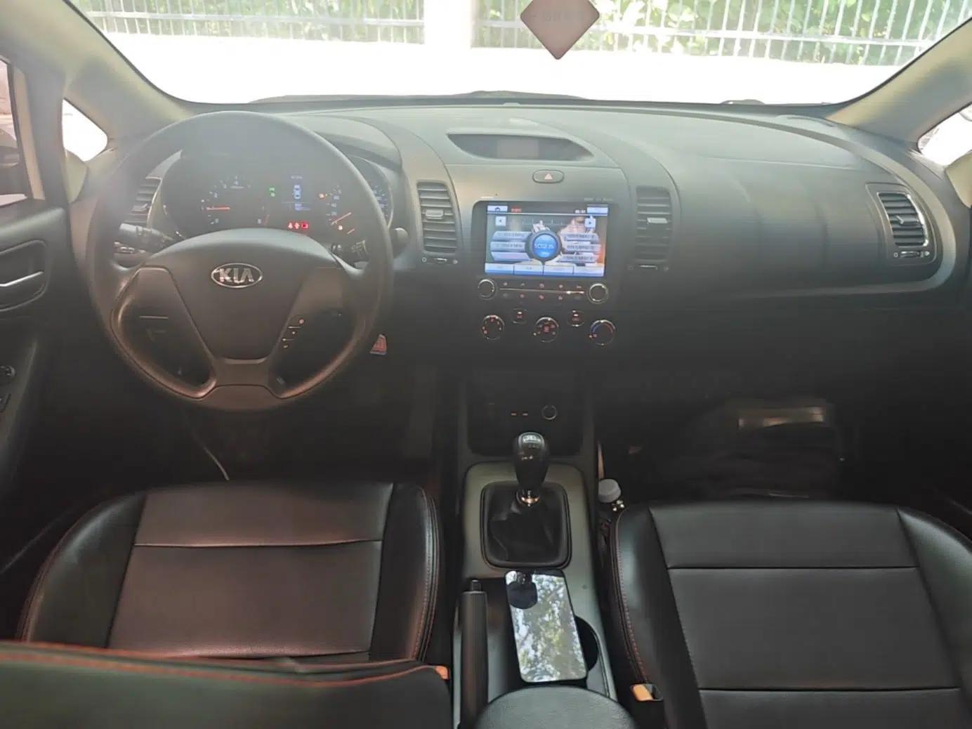 Kia K3S 2014 1.6L Manual GL — миниатюра 12